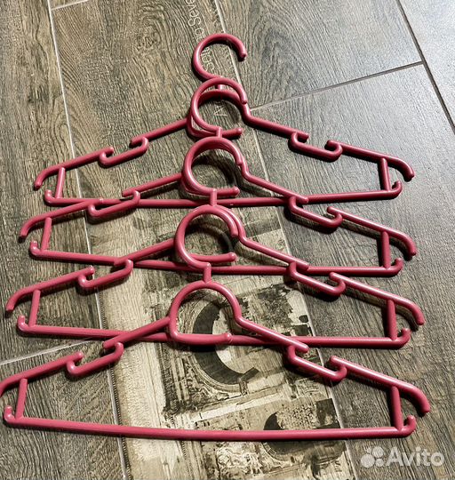 Вешалка плечики для одежды