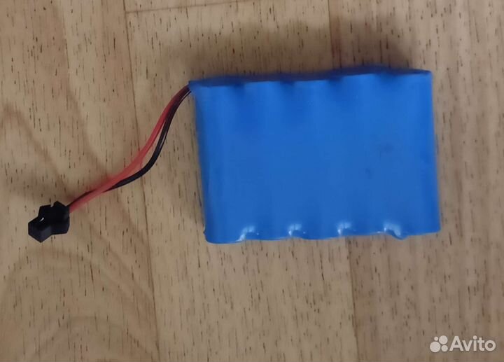 Машинка внедорожник