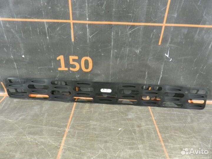 Вставка порога задняя-Mercedes-Benz M-klasse W166