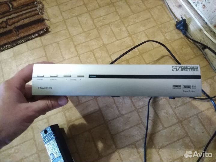 Приставка General Satellite FTA700-1S