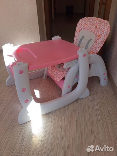Детский стульчик для кормления