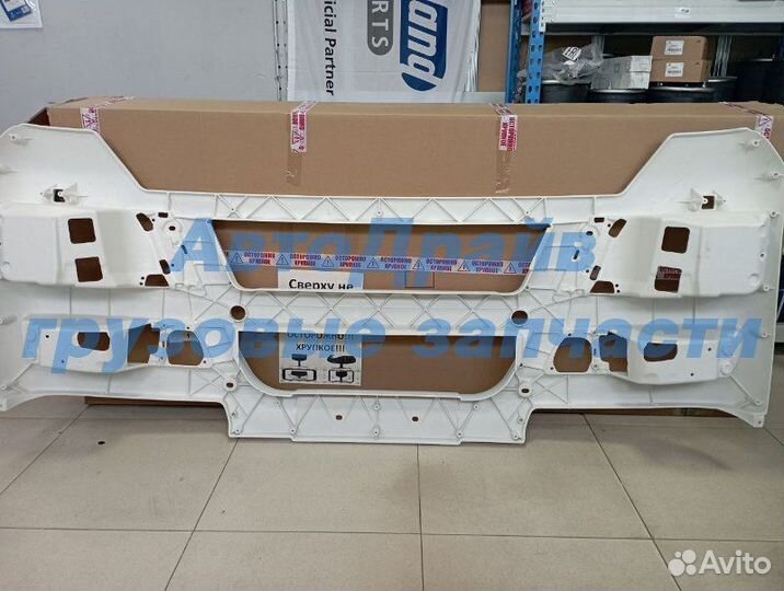 Бампер Ман Тгх белый