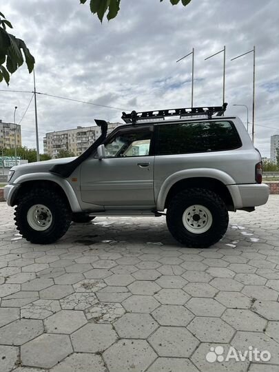 Nissan Safari 2.8 AT, 1999, 275 000 км