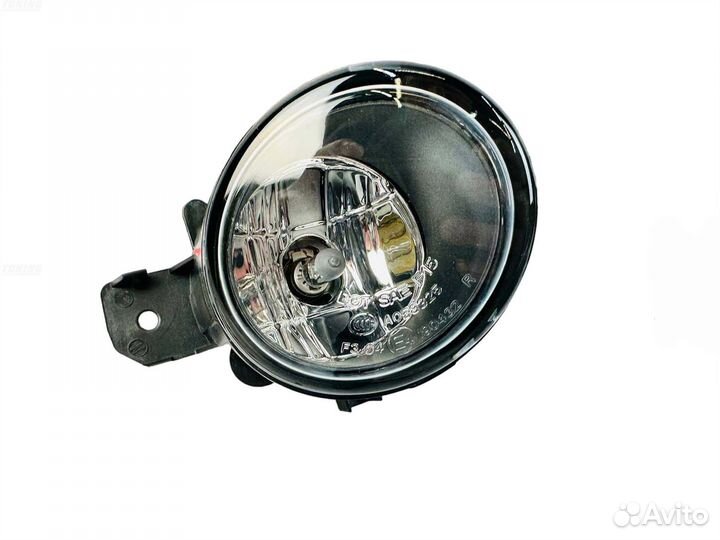 Противотуманные фары Nissan Versa E3671