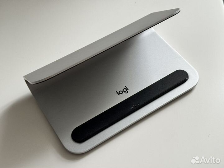 Подставка Logitech для iPad Pro