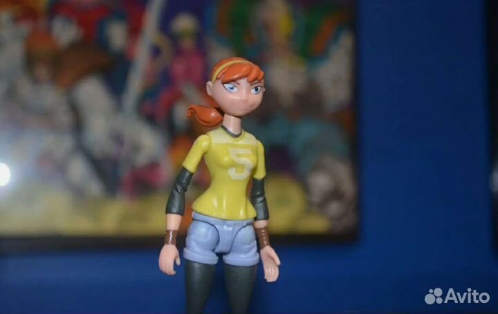 Эйприл О'Нил из черепашек ниндзя