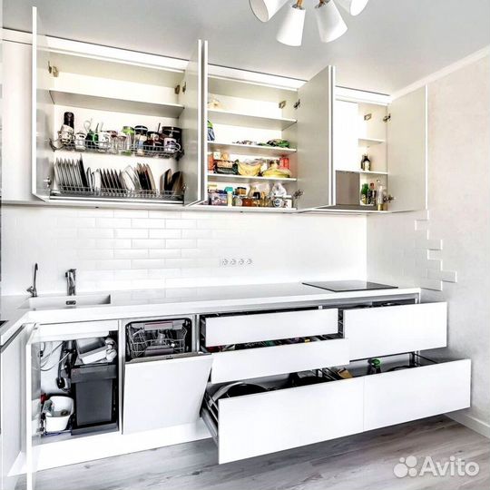 Кухня на заказ. Доставка и сборка