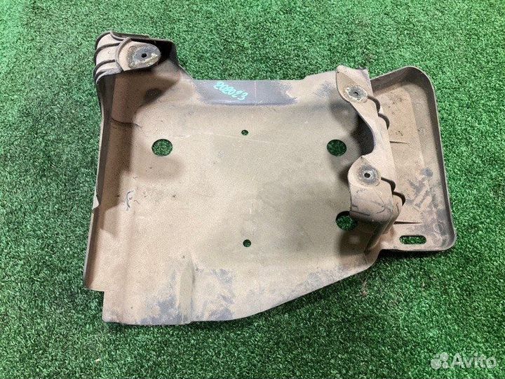 Защита топливного насоса Mercedes-Benz C-Class