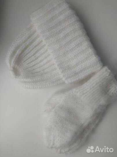 Шапка и варежки шерсть