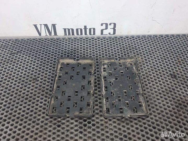 Подставка по акб Suzuki gsx-r