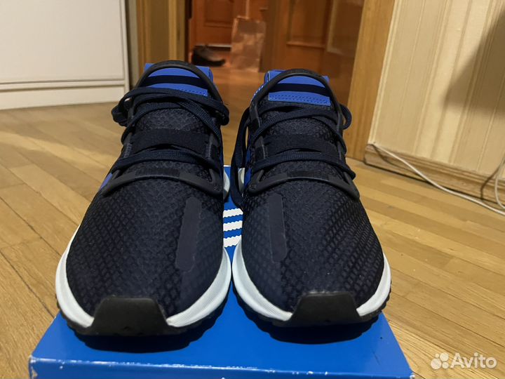 Кроссовки adidas u path Run