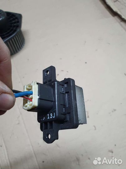 Резистор отопителя mitsubishi outlander 3 gf