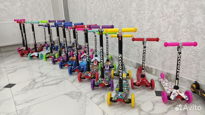 Самокат детский трехколесный со свет. колесами