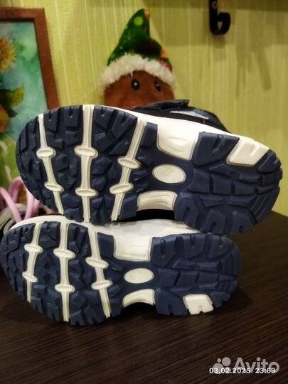 Ботинки зимние детские 22
