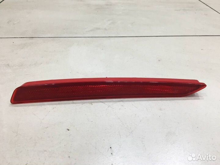 Отражатель в бампер задний правый (после 2020г)