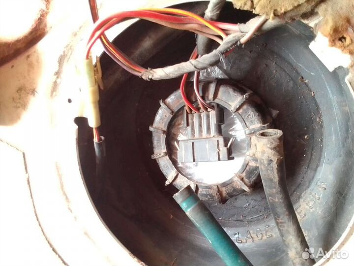 Топливный насос VW Passat B3 мех инжектор 1.8KR