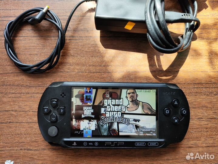 Sony PSP Прошитая 150+ Игр