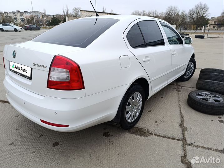 Skoda Octavia 1.6 МТ, 2013, 174 000 км