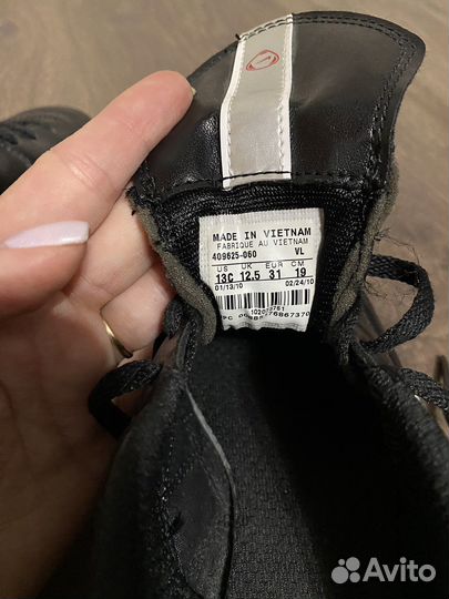 Футбольные бутсы nike