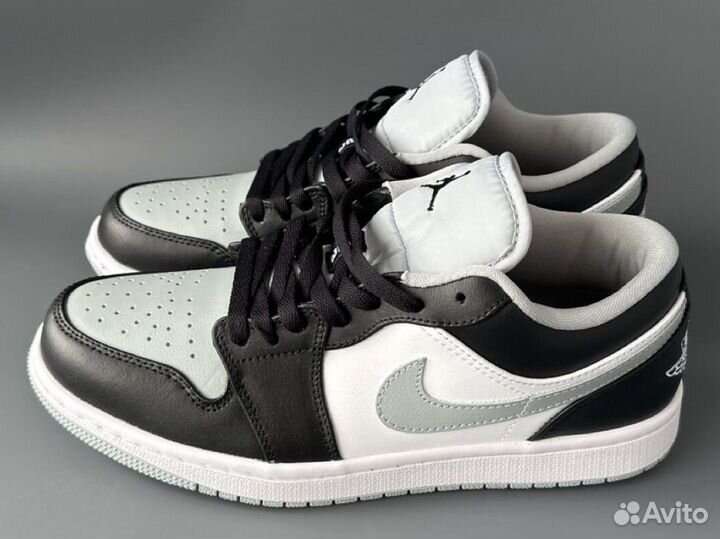 Кроссовки Nike air Jordan 1