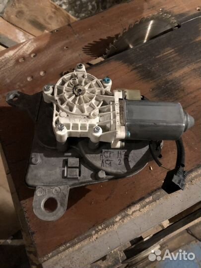 Запчасти на Пежо 607