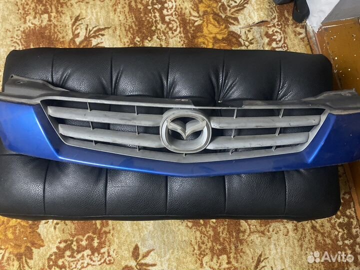 Решетка mazda demio DW3W