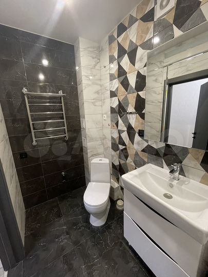 2-к. квартира, 61 м², 3/9 эт.