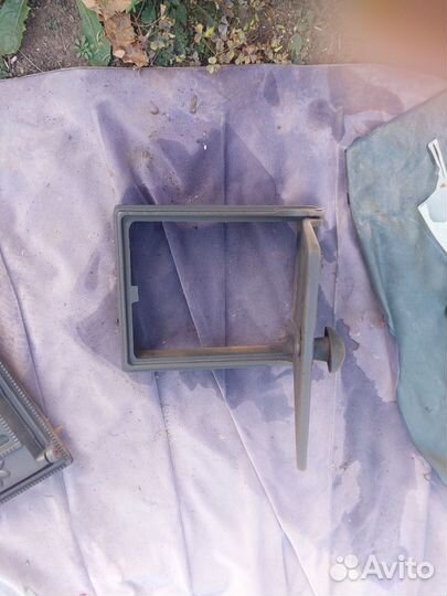 Чугунные дверцы для печи, задвижки