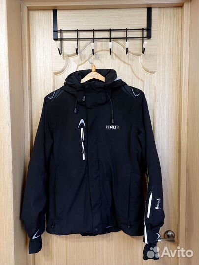 Куртка спортивная 44-46 размер