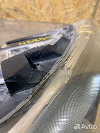 Фара правая Audi Q7 2005-2009