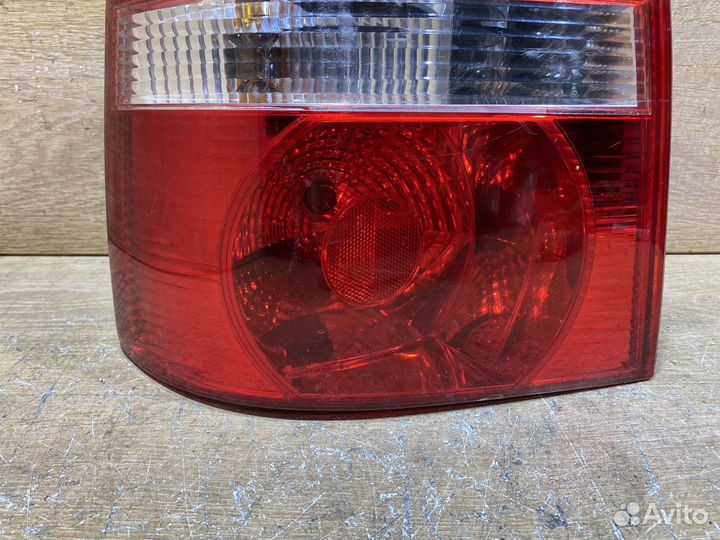 Фонарь задний левый VW Touran Арт. 111113