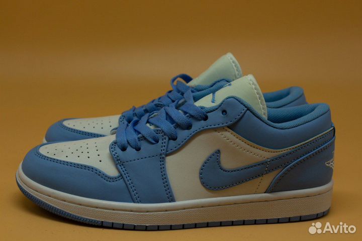 Air Jordan 1 Low 'UNC'