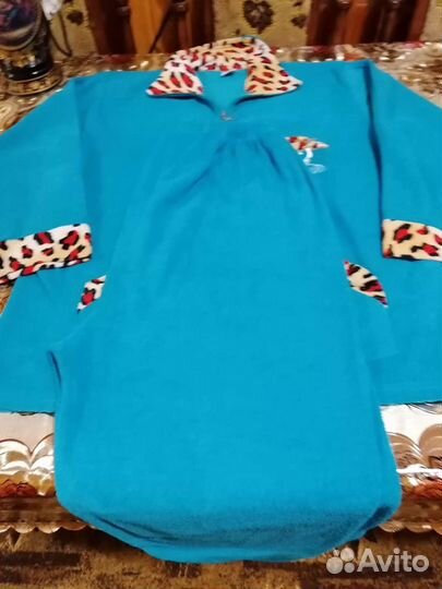 Зимний спортивный костюм женский