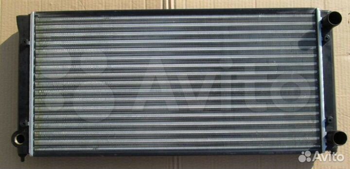 Радиатор Volkswagen Passat