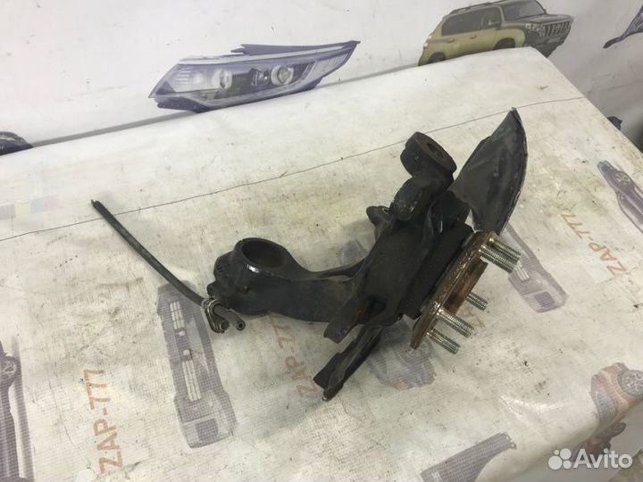 Кулак в сборе передний правый Honda Cr-V 5