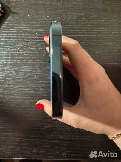 iPhone 15 Pro, 128 ГБ