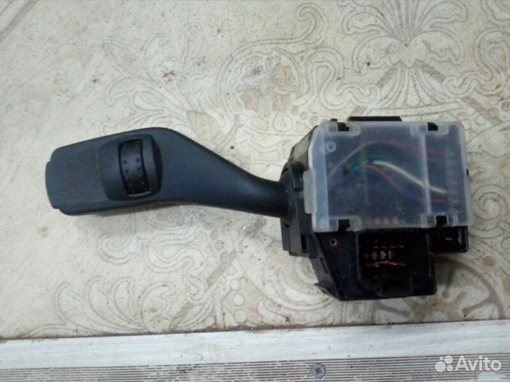 Подрулевой переключатель Ford Focus 2 2008