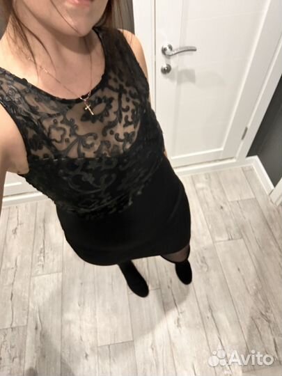 Черное платье