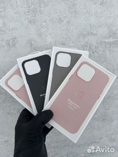 Чехолы на iPhone 16Pro