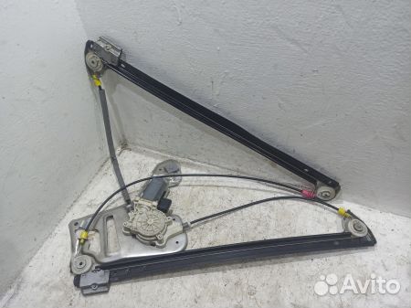 Стеклоподъемник механический передний левый