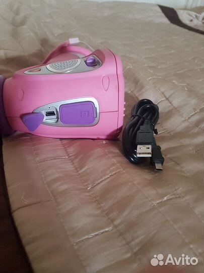 Цифровая видеокамера