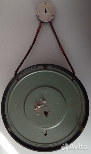 Часы настенные с барометром Маяк, СССР, 60 гг