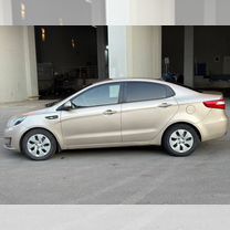 Kia Rio 1.4 MT, 2012, 200 300 км, с пробегом, цена 570 000 руб.