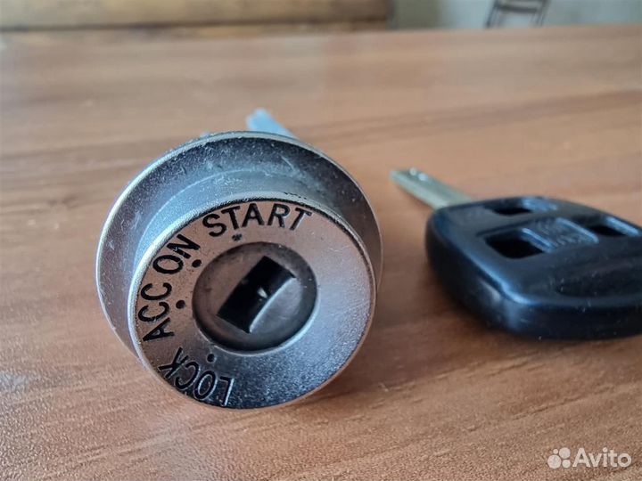 Личинка замка зажигания lexus ls400