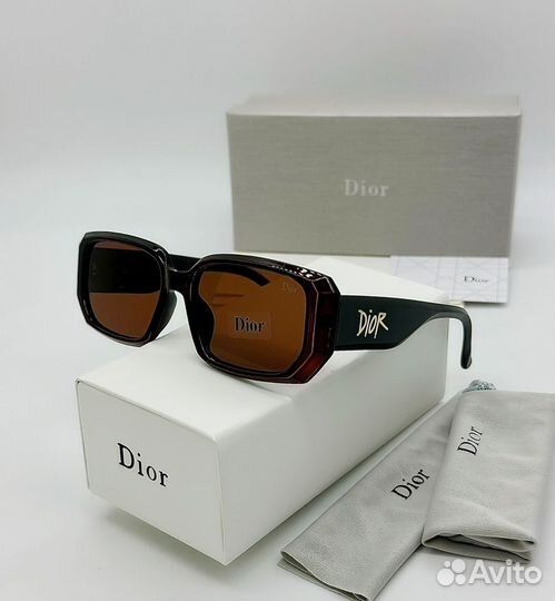 Солнечные очки Dior