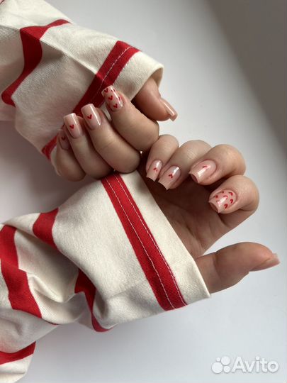 Маникюр, укрепление гелем, педикюр, плёнки