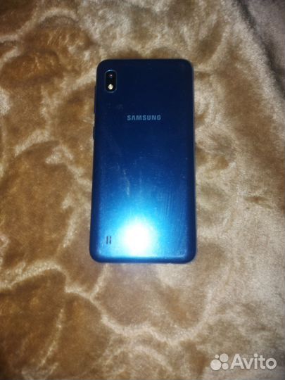 Samsung Galaxy A10, 2/32 ГБ