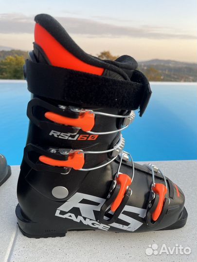 Горнолыжные ботинки размер 22.5 Lange RSJ60