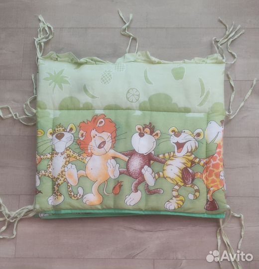 Бортики в кроватку