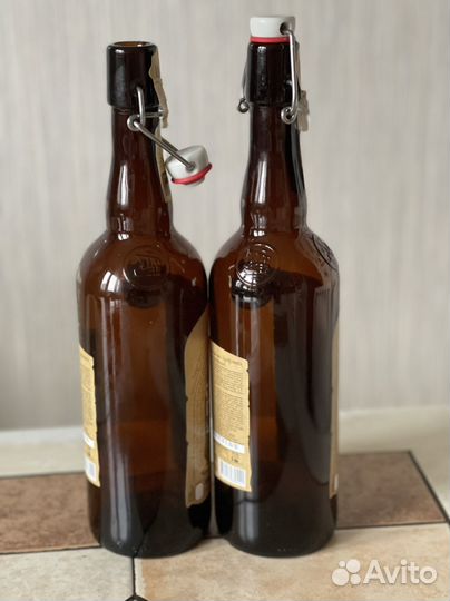 Бутылка с бугельной пробкой